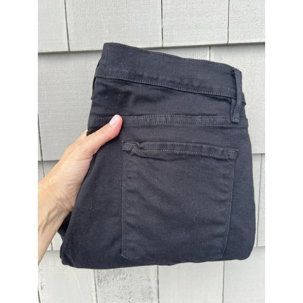 Frame Denim style city